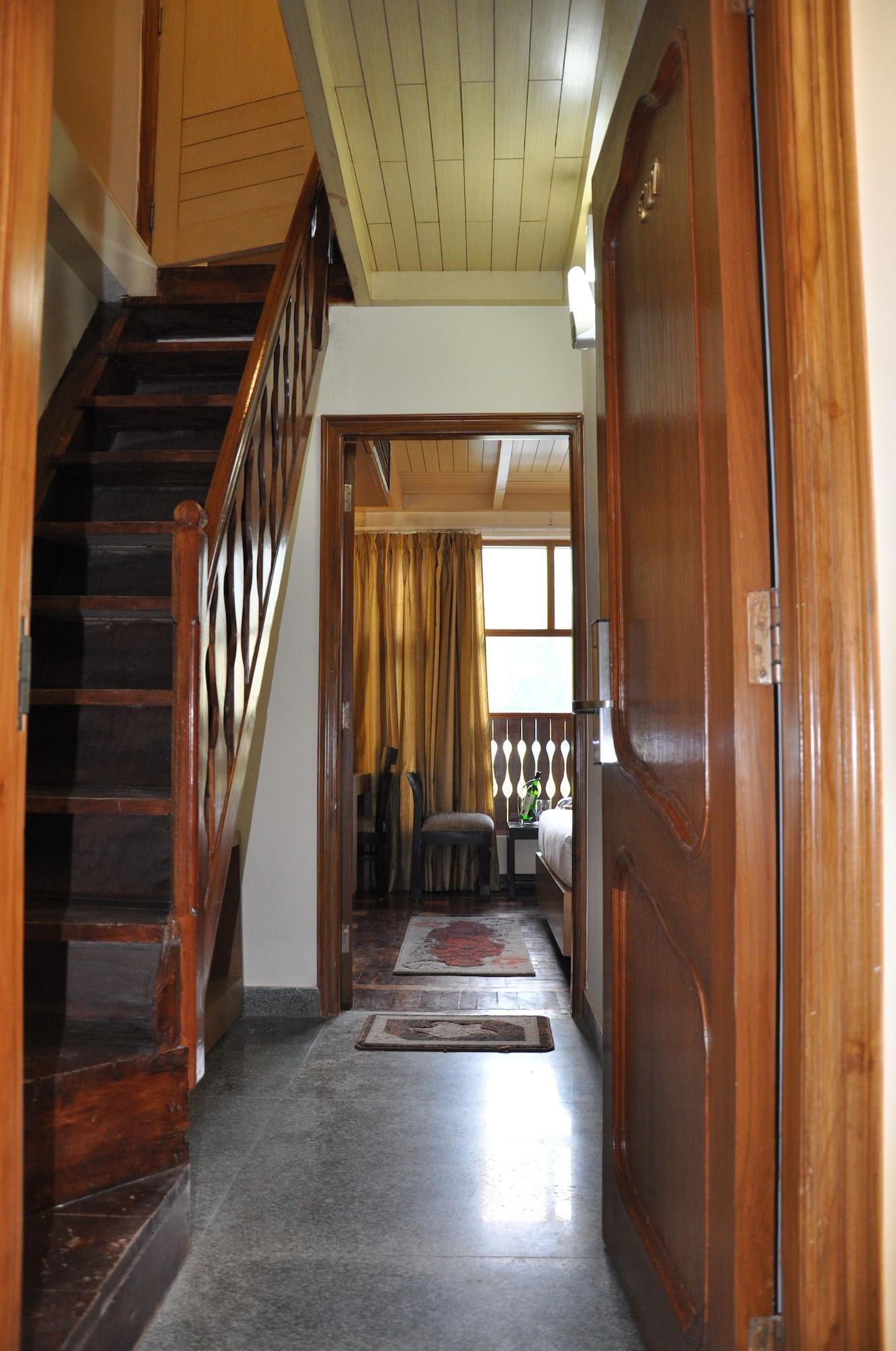 Bravia Hotel Manali Inn Екстериор снимка